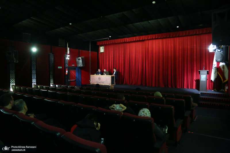 نشست نقد و بررسی فیلم مستند احمد در خانه هنرمندان ایران