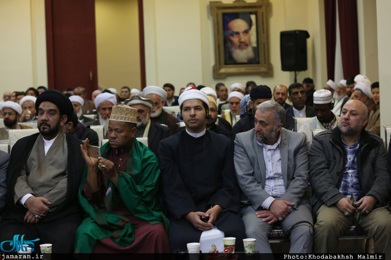 دیدار جمعی از میهمانان کنفرانس وحدت اسلامی با سید حسن خمینی