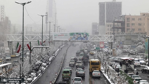هشدار مهم برای رانندگان و مسافران/ پلیس راه: کولاک برف در آزاد راه تهران - شمال ؛ پرهیز از سفر غیر ضرور