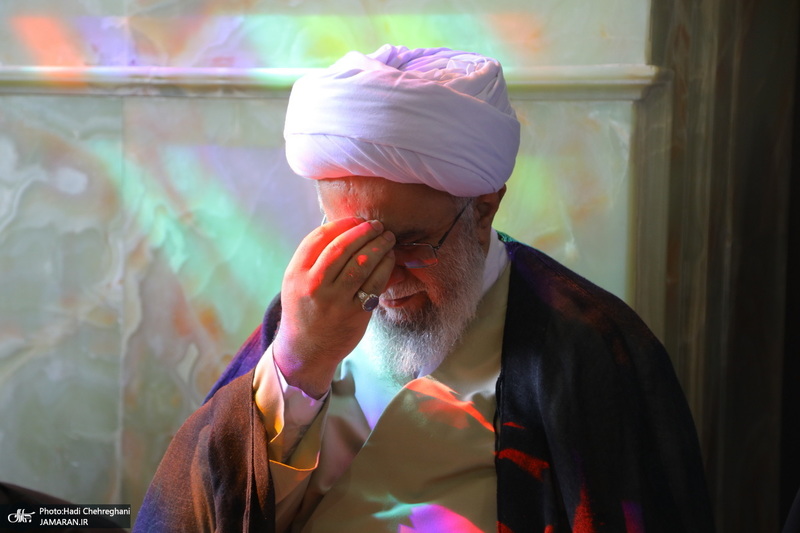 تشییع مرحوم آیت الله عباسعلی سلیمانی (ره) در حرم مظهر حضرت معصومه (س)