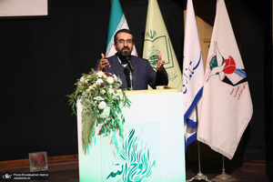 تجلیل از خانواده معظم شهدای خمین در بیت تاریخی امام خمینی