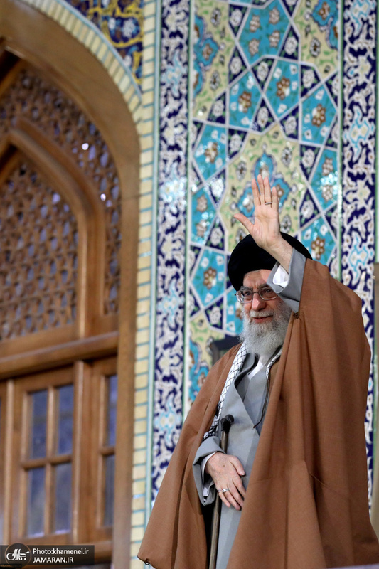 حضور و سخنرانی رهبر معظم انقلاب در اجتماع زائران و مجاوران حرم مطهر رضوی