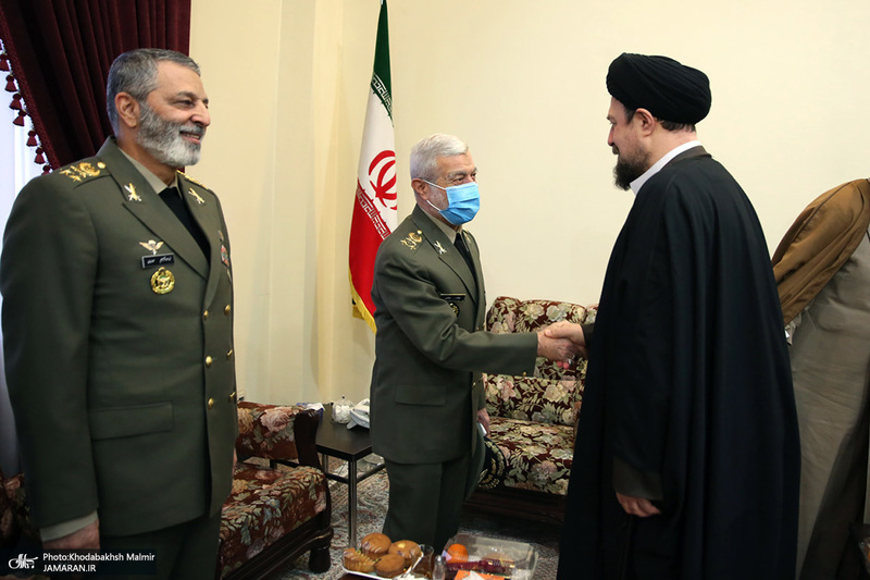 حاشیه های تجدیدمیثاق فرماندهان و کارکنان نیروهای مسلح با آرمان‌های امام خمینی (س)