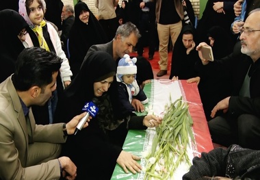 استشمام عطر شهادت در دیار نصف جهان  "کز سنگ ناله خیزد روز وداع یاران"