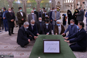 تجدید میثاق وزارتخانه ها، اصناف، نهادها و سازمان ها با آرمان های امام خمینی(س) - 3