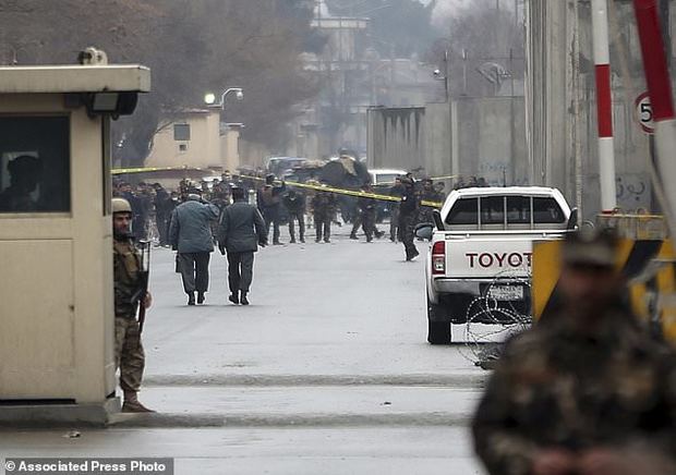 انفجار انتحاری در محله دیپلماتیک کابل+ تصاویر