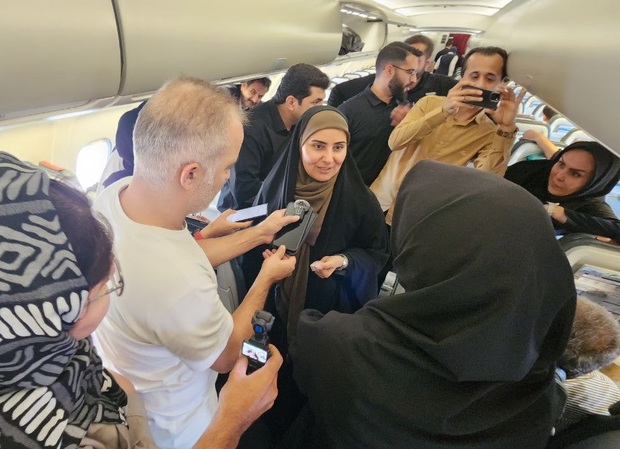 تصمیم قاطع وزیر راه: نحوه مدیریت حوزه مسکن در کرمان قابل قبول نیست / بازنگری قطعی خواهد بود/ در کشور روی تملک واحدهایی کار می ‌کنیم که بتوانیم آنها را در اختیار مستاجرین قرار دهیم