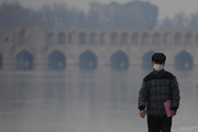 آلودگی هوا مدارس اصفهان را تا آخر هفته تعطیل کرد