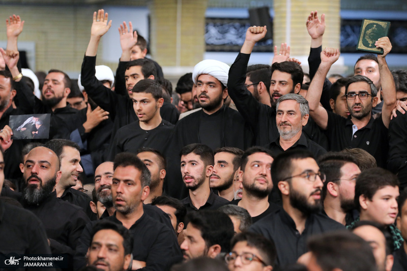 آخرین شب مراسم عزاداری حضرت اباعبدالله الحسین (ع) در حسینیه امام خمینی