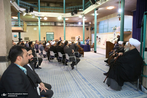 آیین رونمایی از نسخه جدید نرم افزار مجموعه آثار امام خمینی(ره) در حسینیه جماران