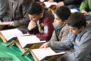 محفل انس با قرآن در بیت تاریخی حضرت امام در خمین