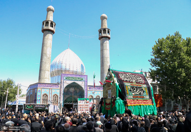 عزاداری ظهر عاشورا در خمین