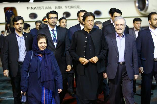 ورود نخست وزیر پاکستان به تهران