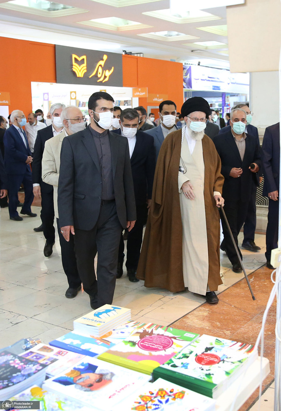 بازدید رهبر معظم انقلاب از سی و‌‌ چهارمین نمایشگاه بین‌المللی کتاب تهران