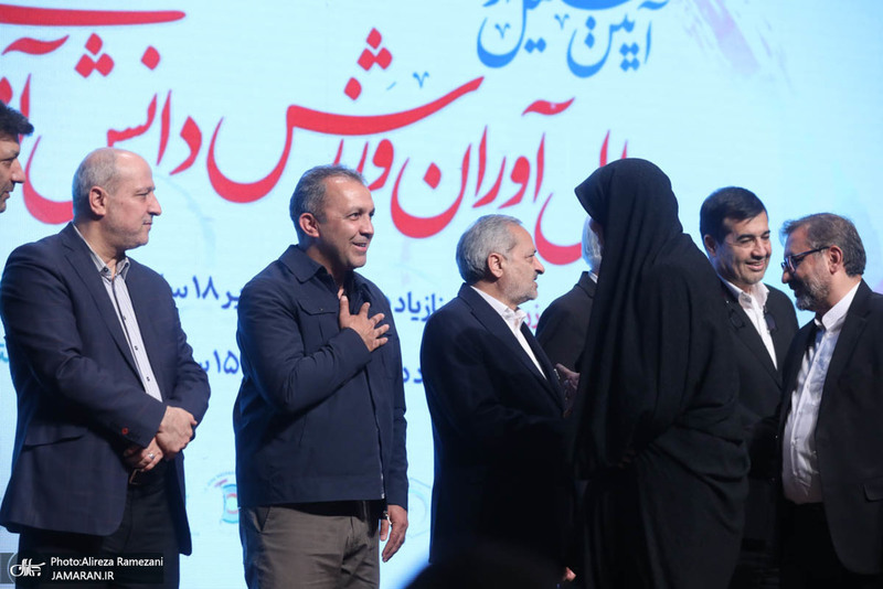 مراسم تجلیل از مدال آوران المپیک دانش آموزی