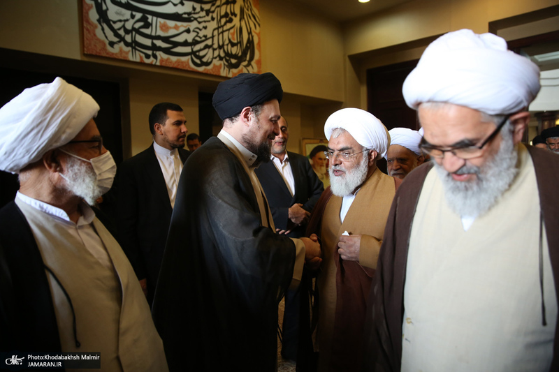 حاشیه های تجدید میثاق اعضای مجلس خبرگان رهبری با آرمان های امام خمینی (س)