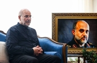 حضور قالیباف در منزل سپهبد شهید غلامعلی رشید (3)