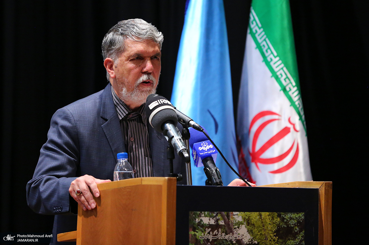 سید عباس صالحی: نه معترضان اندک و بی‌مقدارند و نه حامیان پرشور نایاب! راهی جز گفتگو و اصلاح نیست