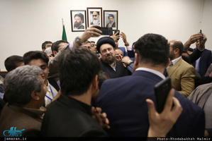 دیدار دبیر کل و اعضای حزب مردم سالاری با سید حسن خمینی 