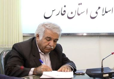 کارت و حرف کسی را نمی‌خوانیم