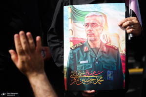 مراسم تشییع شهدای جنگ تحمیلی رژیم صهیونیستی در تهران-7 - شهید محمد باقری