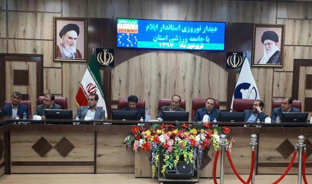 قهرمانان ورزشی برای ترویج منش پهلوانی تلاش کنند