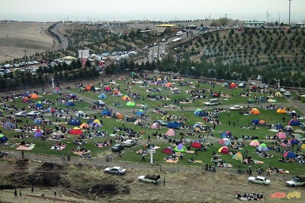 طبل بزرگ توخالی به نام بوستان فدک