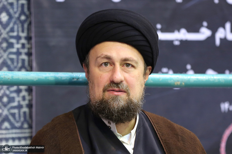 تجدید میثاق جمعی از جوانان هلال احمر با آرمان های حضرت امام خمینی (س)