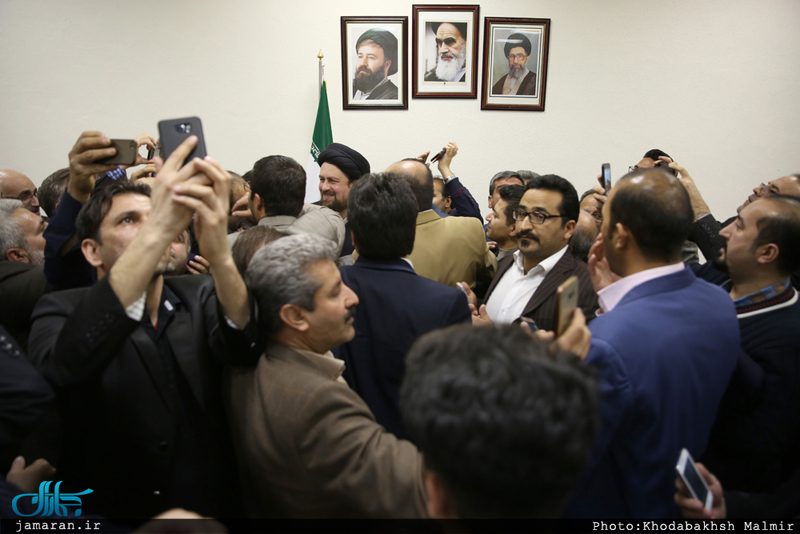 دیدار دبیر کل و اعضای حزب مردم سالاری با سید حسن خمینی 