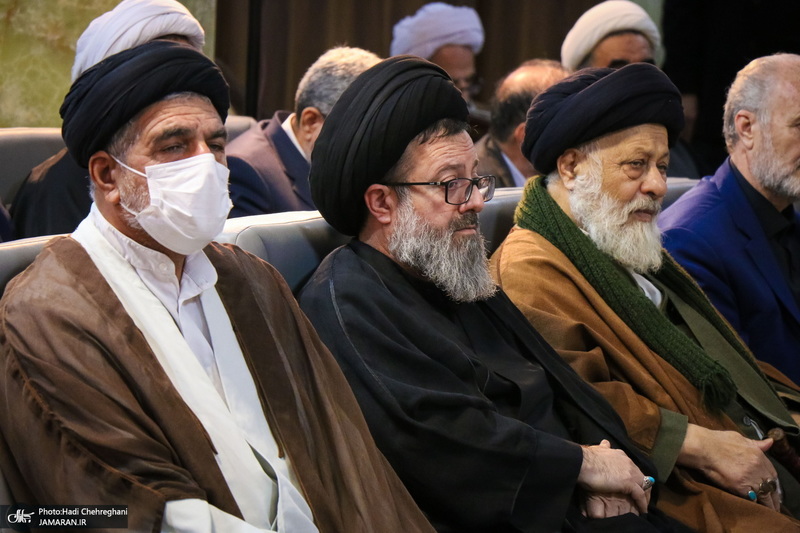 «مفتاح الهدایه فی شرح تحریر الوسیله» - 1