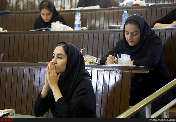 لزوم ایجاد رشته‌های مرتبط با بازار کار در دانشگاه