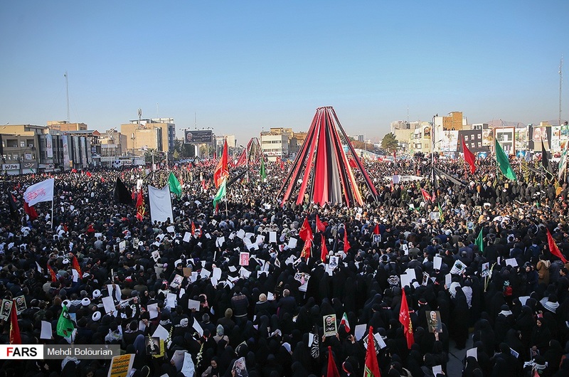 مراسم تشییع و خاکسپاری سردارحاج قاسم سلیمانی در کرمان