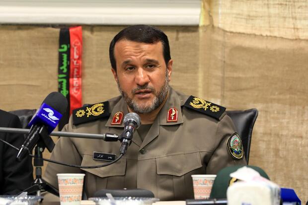  سردار کارگر: دلسوزان انقلاب با دیدن هنجارشکنی‌ها دلشان خون شده/ باعث تأسف است که مسئولی، صحنه‌هایی از هنجارشکنی عده‌ای را در خیابان‌ها ببیند ولی کاری نکند 