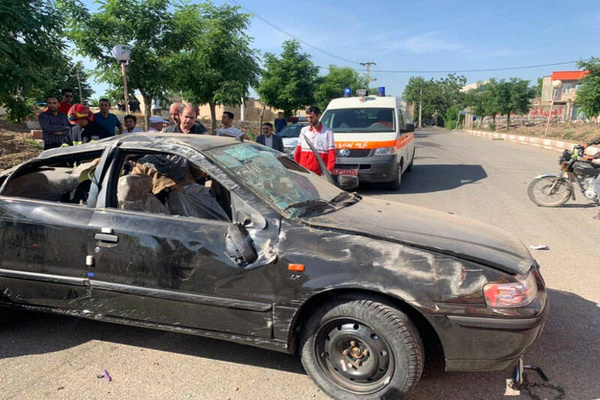 مصدوم شدن 6 نفر بر اثر واژگونی خودروی سمند در قزوین