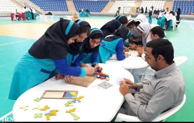 چهار دانش آموز خمین به مرحله کشوری مسابقات فرهنگی راه یافتند