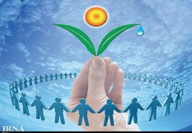 انقلاب اسلامی با عزت راه خود را ادامه می دهد