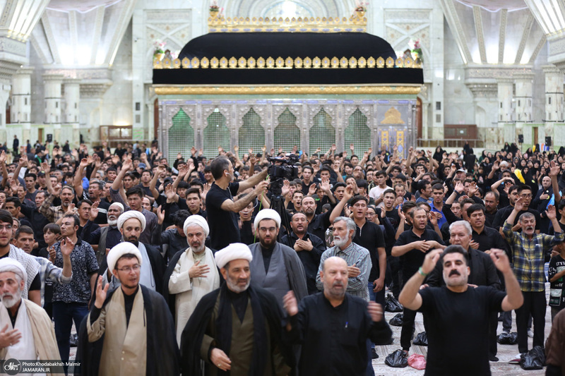مراسم عزاداری شب عاشورای حسینی (ع) در حرم امام خمینی (س) 2