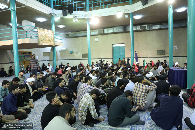 اختتامیه چهارمین برنامه «مثل خمینی» در حسینیه جماران