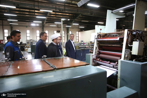 بازدید رئیس موسسه تنظیم و نشر آثار امام خمینی(س) از شرکت چاپ و نشر بانک ملی