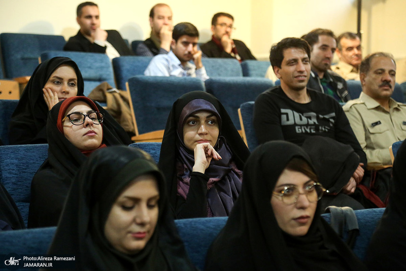 مراسم تجلیل از پژوهشگران برتر پژوهشکده امام خمینی(س) و انقلاب اسلامی