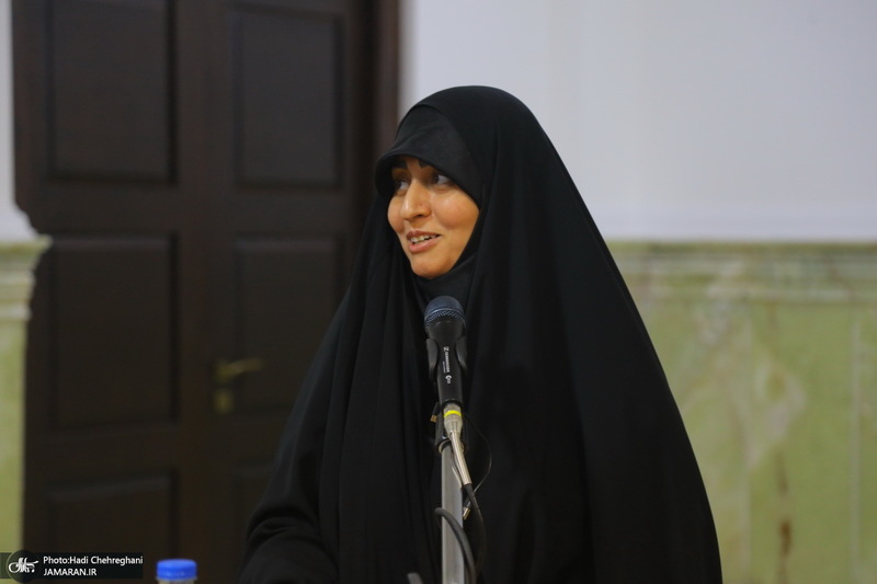 هفتمین محفل ادبی پروانه‌ ها در مجتمع فرهنگی هنری یادگار امام (ره) قم