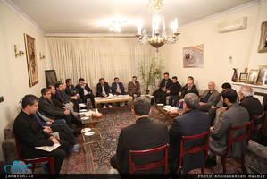 حضور شخصیت های علمی، فرهنگی و سیاسی در منزل آیت الله هاشمی رفسنجانی(ره)