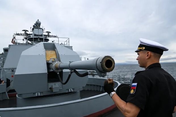 شکست مسکو در دریا؛ چگونه روسیه به شریک کوچک چین تبدیل شد؟