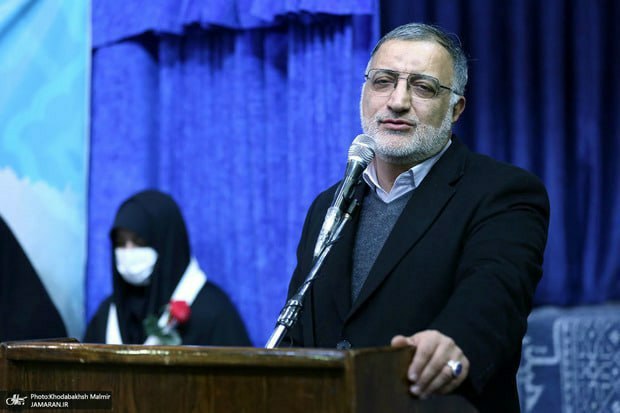 واکنش شهردار تهران به تذکر حجاب در مترو: شهرداری مجوز این کار را نداده است/ خودجوش است