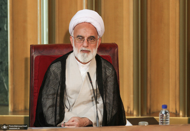  نماینده ولی فقیه در استان مرکزی: در مسأله درگذشت مهسا امینی اگر کسی قصور و تقصیری داشته، باید جوابگو باشد/ باید نیروهای ما بیشتر آموزش ببینند و بیشتر دقت کنند/ گشت ارشاد فقط در بحث حجاب و عفاف نیست؛ جلوگیری از ظلم به حقوق مردم هم جزو مصادیق آن است