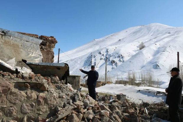 مدارس ۲ روستای قطور خوی تخریب شد