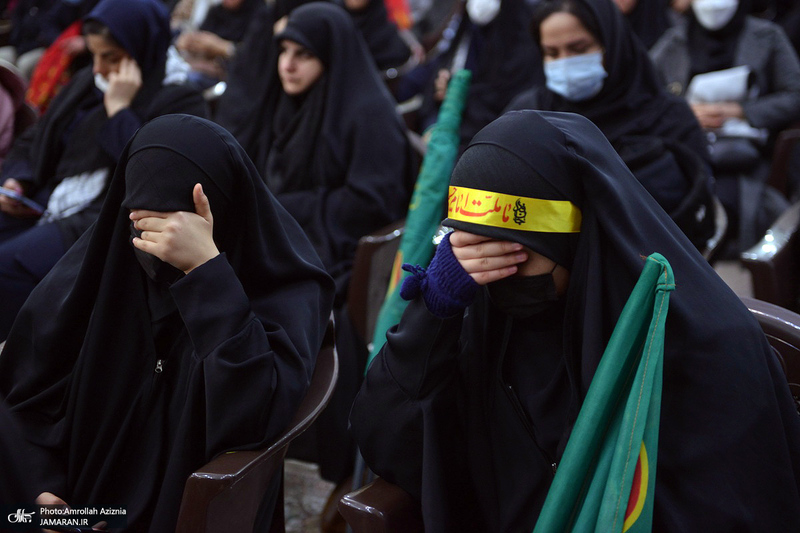 تشییع پیکر مطهر 18 شهید گمنام دفاع مقدس در حرم امام خمینی