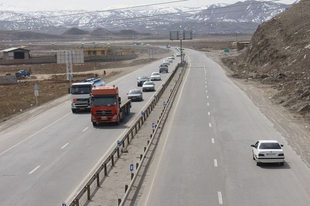 کاهش ۲۰ درصدی تردد خودرو در محورهای آذربایجان‌شرقی