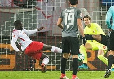 پیروزی خانگی لاپیزیگ در هفته بیست و دوم رقابت‌های بوندس‌لیگا
