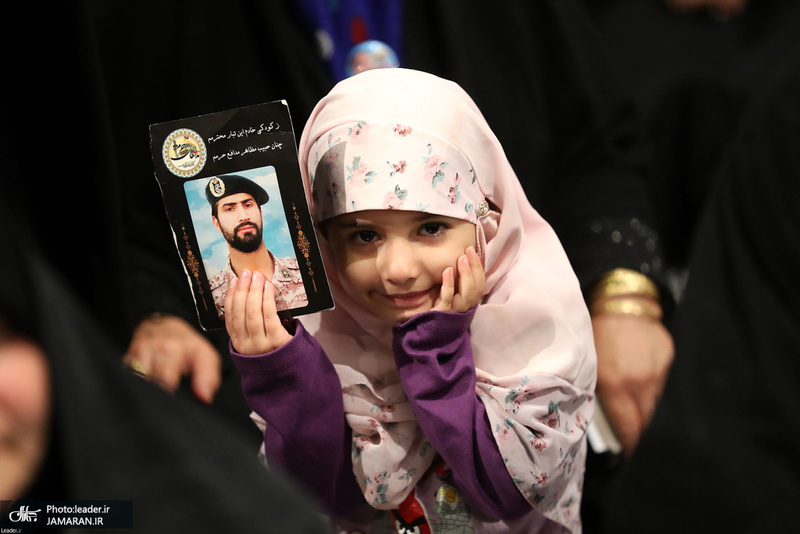 دیدار جمعی از خانواده‌های شهدای دفاع مقدس و مدافع حرم با رهبر معظم انقلاب